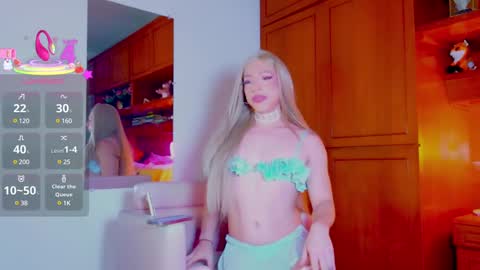 Sofa bonita  online show from March 3, 2025, 1:42 pm