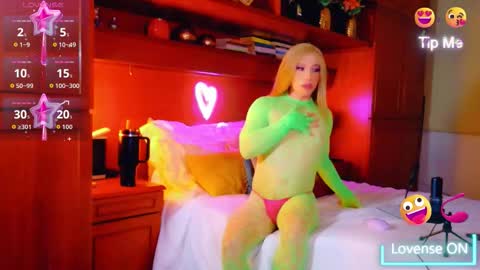 Sofa bonita  online show from September 19, 2025, 2:02 am