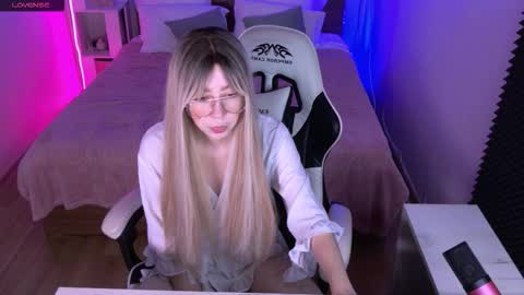 Sofia online show from October 17, 2025, 4:15 am