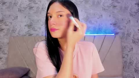 SofiLuxurya online show from October 21, 2025, 11:11 am