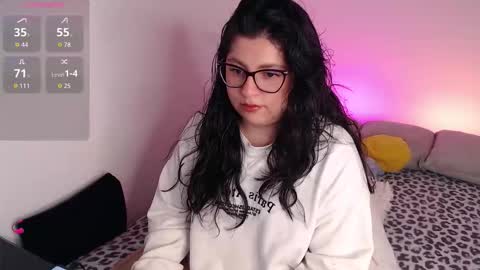 Lau  online show from October 17, 2025, 3:36 pm