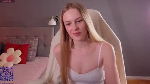 Milisa online show from July 28, 2026, 8:52 pm
