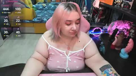 Sofie online show from October 24, 2025, 2:41 am