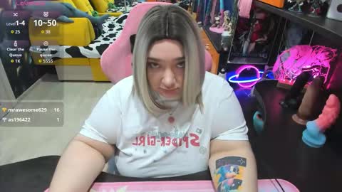 Sofie online show from November 22, 2025, 3:27 am