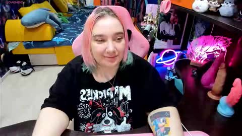 Sofie online show from February 28, 2026, 1:17 am