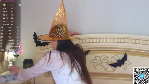 Elly online show from November 1, 2025, 6:15 am