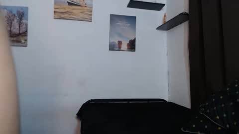 Snapshot of softpinay5 chatting on September 23, 2025, 10:29 am softpinay5 online show from September 23, 2025, 10:29 am