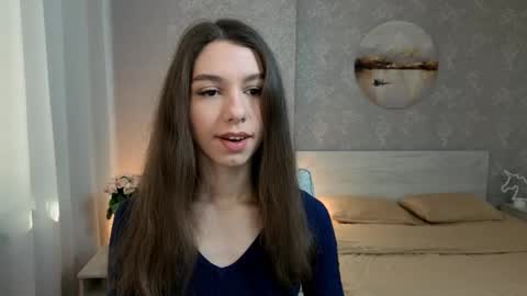 Kelly online show from October 2, 2025, 9:38 am