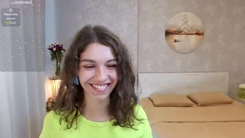 Kelly online show from July 22, 2026, 5:21 am