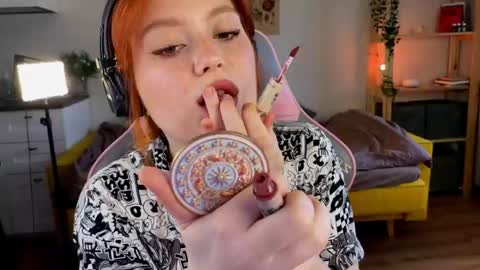 Snapshot of sofy_benson chatting on May 15, 2026, 2:13 pm Sofy online show from May 15, 2026, 2:13 pm