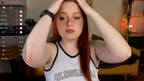 Snapshot of sofy_benson chatting on June 9, 2026, 1:23 pm Sofy online show from June 9, 2026, 1:23 pm