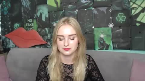 sofysoft online show from September 9, 2025, 7:57 pm