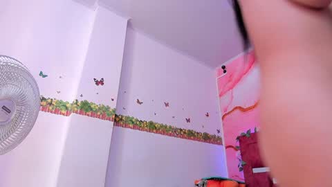 Snapshot of sol_stephanny chatting on February 1, 2025, 10:02 pm Sol online show from February 1, 2025, 10:02 pm