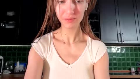 Bella online show from February 1, 2026, 4:00 am