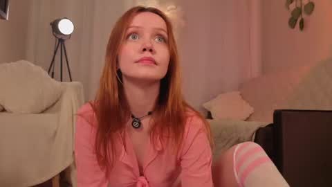Snapshot of solar_psyche chatting on July 29, 2026, 7:23 pm Andrea online show from July 29, 2026, 7:23 pm