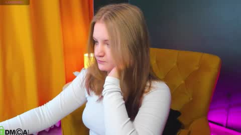 Nora online show from October 19, 2025, 3:07 am