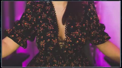 Gaby Solis online show from October 19, 2025, 1:45 pm