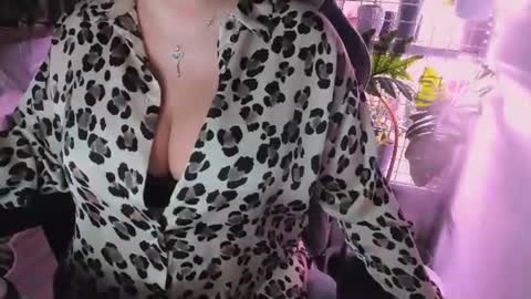 Snapshot of solisgaby chatting on July 24, 2026, 7:56 pm Gaby Solis online show from July 24, 2026, 7:56 pm