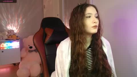 Snapshot of solitudebby chatting on April 15, 2026, 10:21 pm Becky online show from April 15, 2026, 10:21 pm
