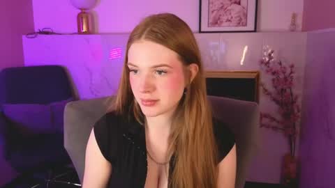 sollarkristy online show from May 5, 2026, 6:32 am