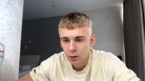 Snapshot of solofury chatting on July 18, 2026, 7:34 am Jett online show from July 18, 2026, 7:34 am