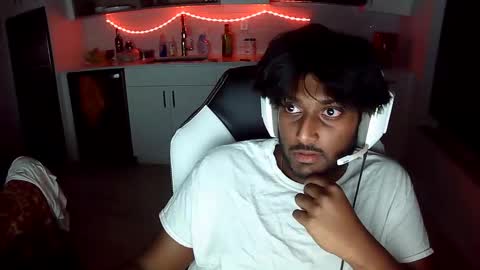 solo online show from January 6, 2025, 5:19 am