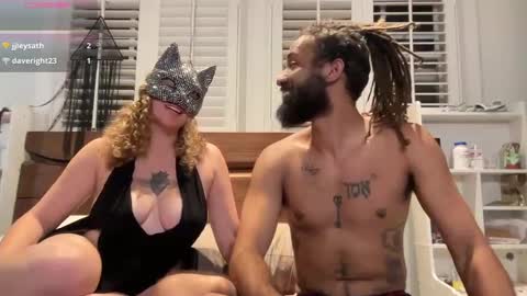 Kitty and Romeo online show from October 2, 2025, 2:51 am