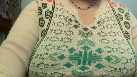 soni88888 online show from February 1, 2025, 11:06 pm