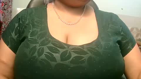 soni88888 online show from February 3, 2025, 11:53 am