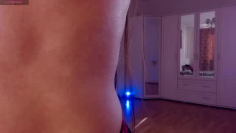 Sonja Ray online show from April 22, 2026, 1:23 pm