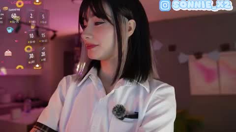 Sonnie online show from September 27, 2025, 1:38 pm