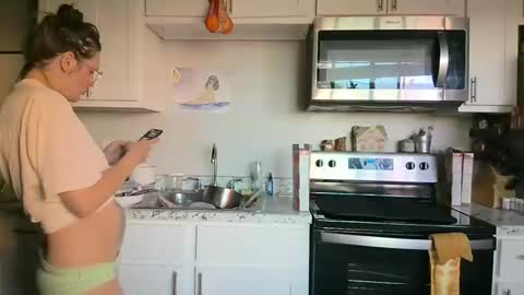 Sonnie Day online show from March 4, 2026, 11:55 pm