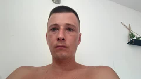 HOT2000 online show from July 18, 2026, 10:52 am