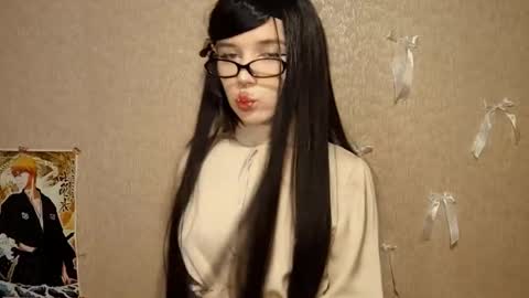 Mila online show from February 17, 2026, 5:08 pm