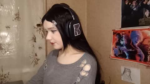 Mila online show from February 26, 2026, 5:23 pm