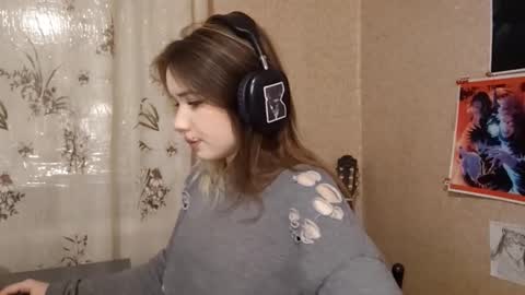 Mila online show from February 27, 2026, 5:46 pm