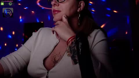 Sonia online show from March 3, 2025, 6:22 pm