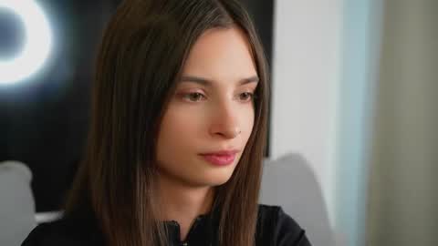 Eva 3 online show from September 25, 2025, 9:13 am