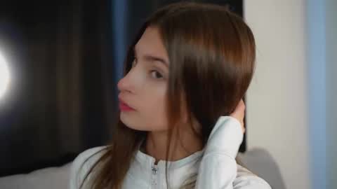 Eva 3 online show from October 15, 2025, 8:14 am