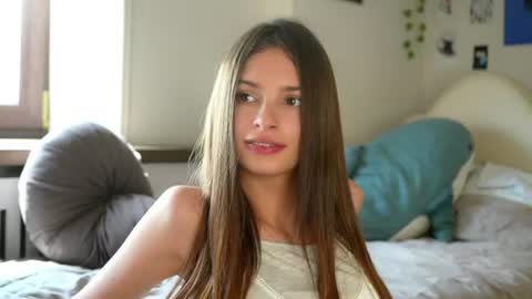 Snapshot of sonyaericsson chatting on July 3, 2026, 8:54 am Eva 3 online show from July 3, 2026, 8:54 am