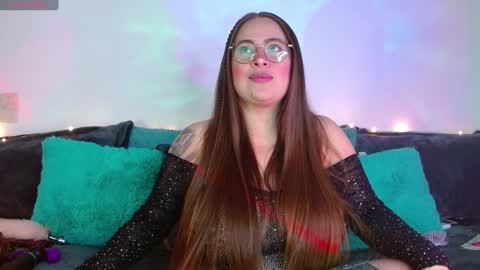 soofy online show from February 5, 2025, 2:51 am