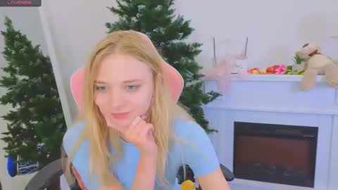 Snapshot of sookonstellita chatting on December 11, 2024, 9:34 pm Litta online show from December 11, 2024, 9:34 pm