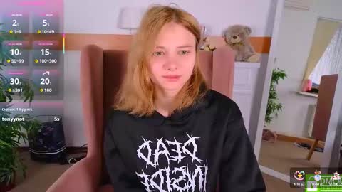 Snapshot of sookonstellita chatting on October 13, 2025, 8:31 pm Litta online show from October 13, 2025, 8:31 pm