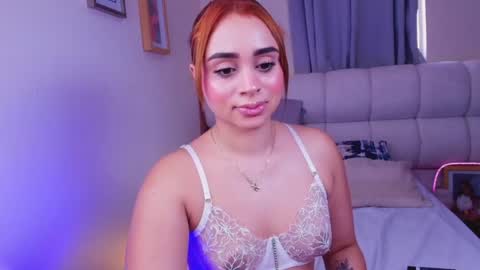 Snapshot of soph1a_roy chatting on May 5, 2026, 2:25 pm Sophia Roy online show from May 5, 2026, 2:25 pm
