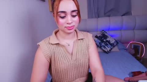 Snapshot of soph1a_roy chatting on May 16, 2026, 1:21 pm Sophia Roy online show from May 16, 2026, 1:21 pm