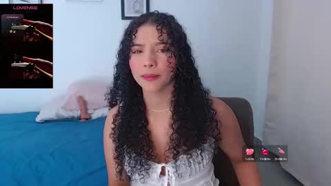 Snapshot of sophi_baby chatting on September 11, 2025, 3:06 am Sophi baby online show from September 11, 2025, 3:06 am