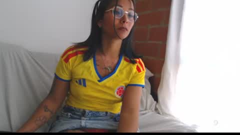 Snapshot of sophi_bonny chatting on June 23, 2026, 7:01 pm Sophi Bonny online show from June 23, 2026, 7:01 pm