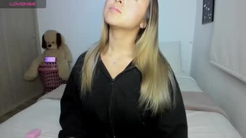 Snapshot of sophi_moreno chatting on March 3, 2026, 1:12 am Sofi online show from March 3, 2026, 1:12 am