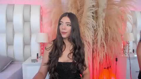 Snapshot of sophi_rae chatting on July 18, 2026, 7:28 pm Sophi Rae online show from July 18, 2026, 7:28 pm