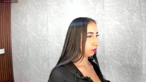 Sophi Thaylorr online show from January 19, 2026, 1:15 pm